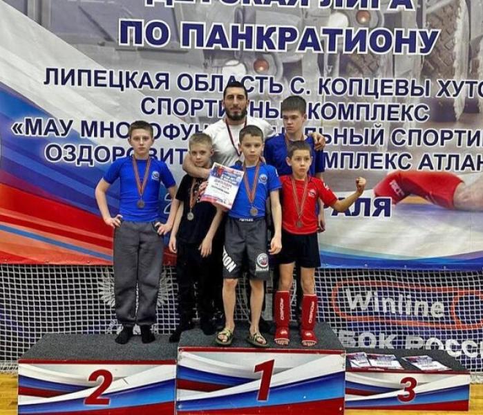 спортсмены