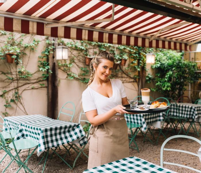 Веранда в кафе