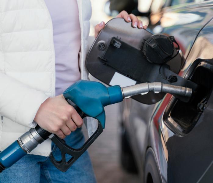 Бензин Заправка