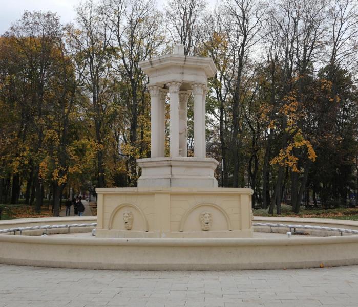Фонтан Орленок